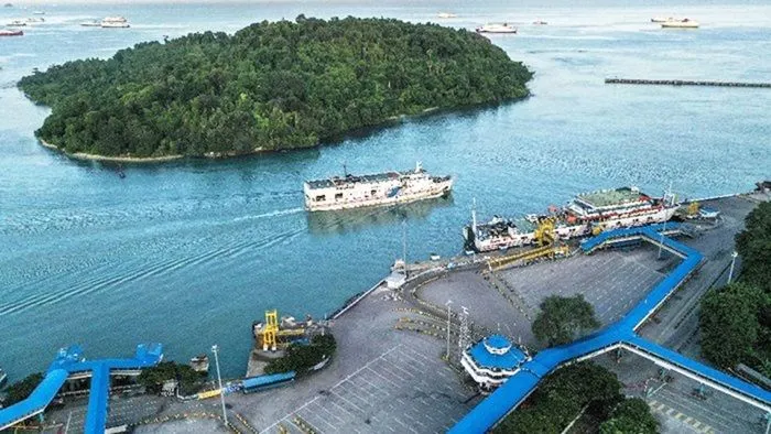 Pemerintah telah menetapkan pengaturan layanan penyeberangan kapal ferry untuk periode Lebaran 2024, khususnya dari Pulau Jawa menuju Pelabuhan Bakauheni, Lampung.