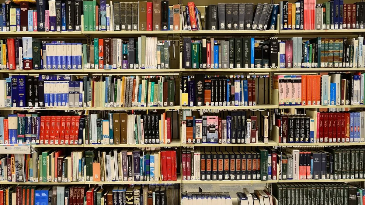 Illustrasi. 5 Kampus dengan Perpustakaan Terbaik di Indonesia, Ada yang Punya Gym dan Toko Buku Juga, Lho!