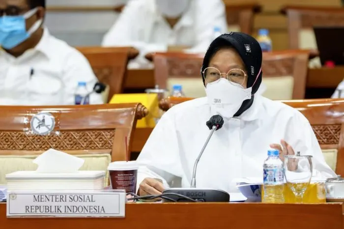 Berikut ini daftar wilayah yang akan menerima bansos lebih awal serta jadwal pencairannya