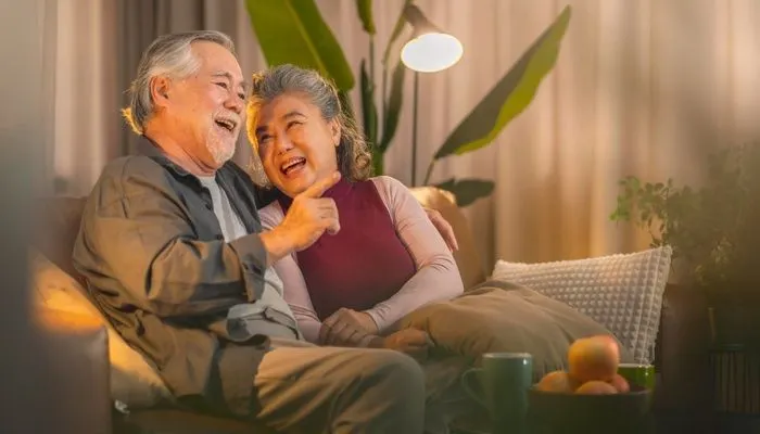 7 Kebiasaan yang Bisa Jadi Rahasia Umur Panjang, Paling Jitu Cukup dengan Sering Tertawa? (Freepik)