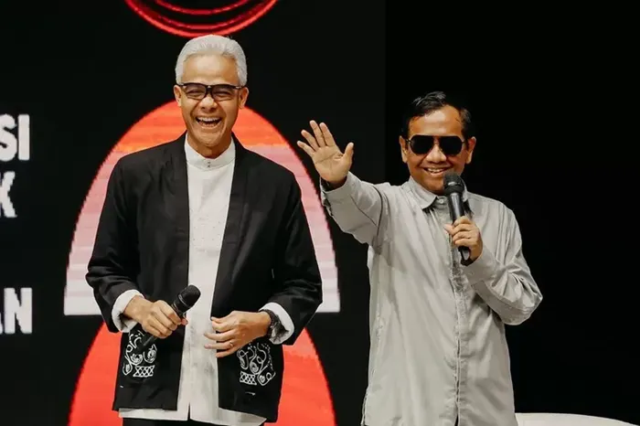 Ganjar Pranowo dan Mahfud MD