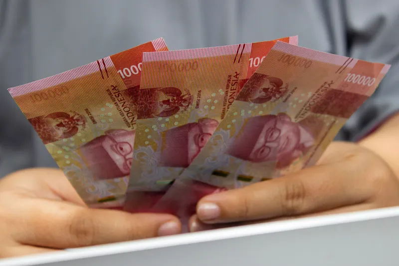 Ilustrasi uang rupiah | Berdasarkan indeks skala kerawanan maksimal 100, provinsi berikut merupakan wilayah yang termasuk dalam kategori Rawan Politisasi SARA.