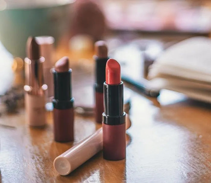 Ilustrasi warna lipstick