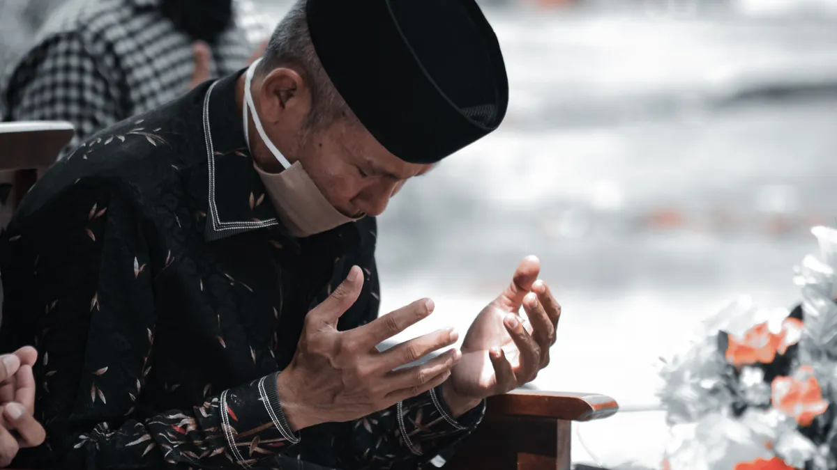 7 Amalan dan Doa agar Lulus CPNS 2023, Perbanyak Dzikir untuk Raih Kesuksesan (Pexels)