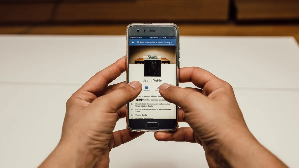 Bongkar Kepribadian Berdasarkan Foto Profil di Media Sosial, Tak Ada Gambar Artinya Apa? (pexels/ Juan Pablo Serrano Arenas)