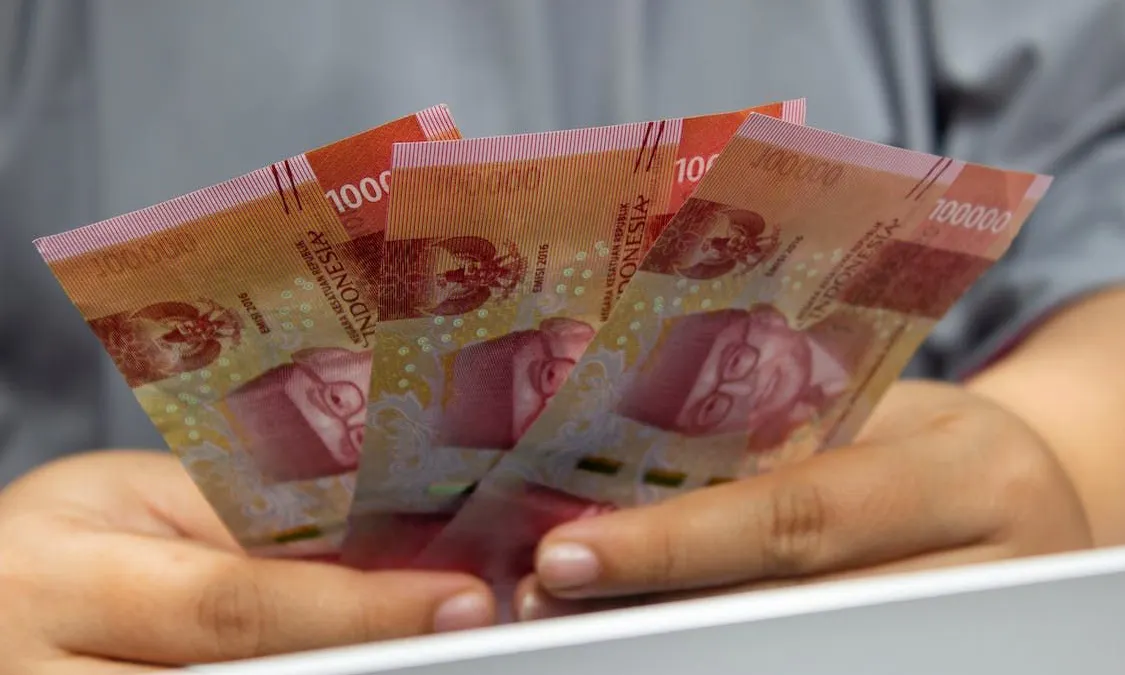 Tabel Skema Gaji dan Tunjangan PPPK Hingga Desember 2023 Setelah Pengesahan UU ASN oleh DPR (Pexels)