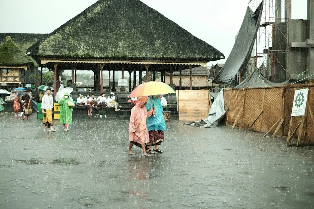 Prakiraan Cuaca 11 November 2023: Satu Wilayah di DKI Jakarta akan Diguyur Hujan (Unsplash/Aditya Nara)