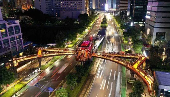 Jembatan Kapal Pinisi
