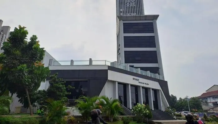Dari 93 kota otonom, terdapat beberapa kota otonom yang rupanya usianya masih berada di tingkat belasan tahun, yang artinya menjadi kota termuda yang terbentuk di Indonesia.
