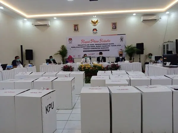 Ilustrasi kotak suara KPU