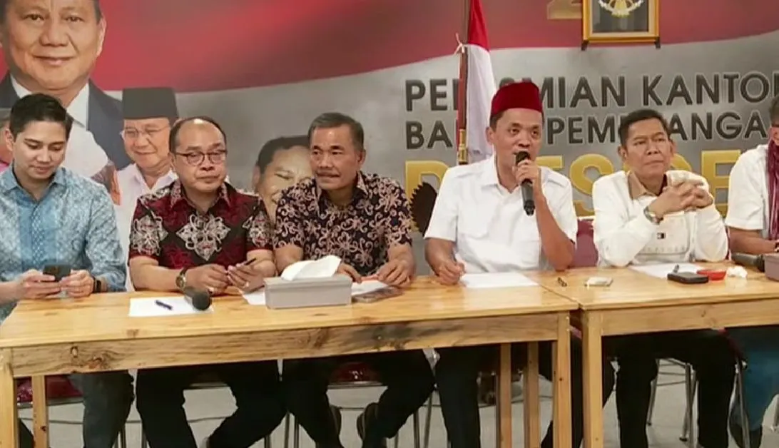 Komandan Echo Bidang Hukum dan Advokasi TKN Prabowo-Gibran, Hinca Pandjaitan, menegaskan bahwa keputusan MKMK tidak berdampak terhadap pencalonan pasangan Koalisi Indonesia Maju.