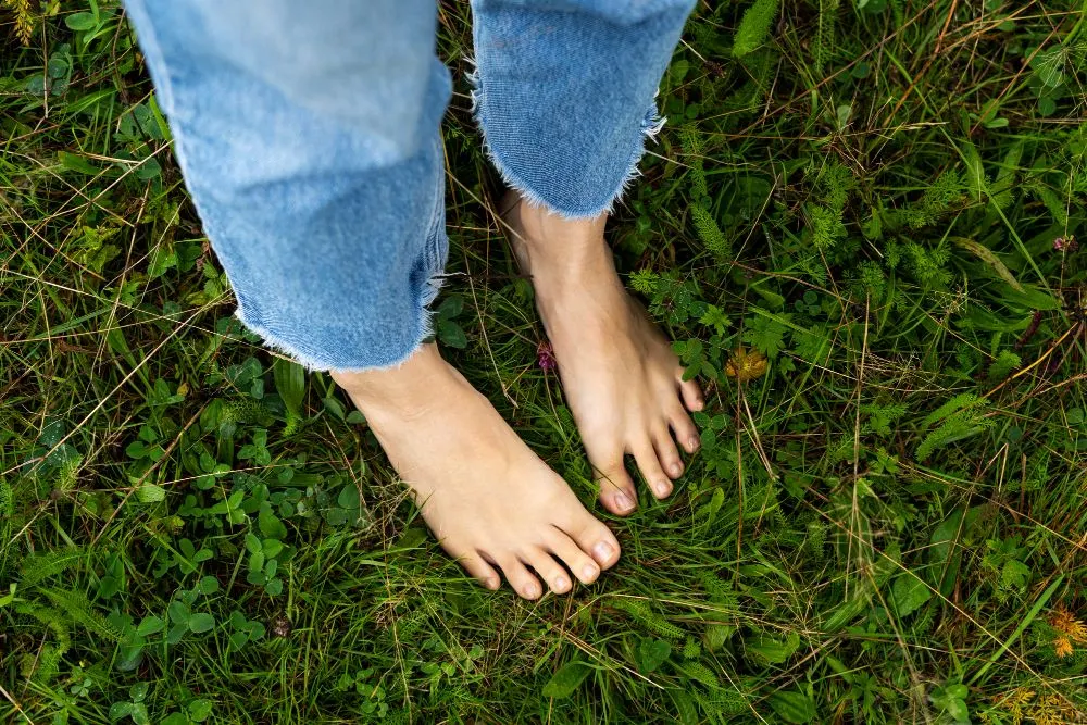 Apa Itu Barefoot dan Apakah Memiliki Dampak pada Kesehatan? (Freepik)