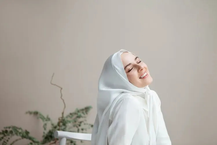 Ilustrasi Wanita Elegan dan Dewasa