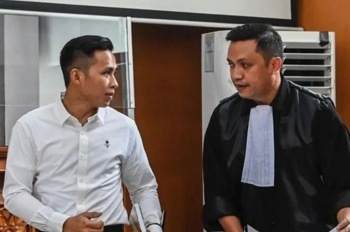 Richard Eliezer dan Ronny Talapessy