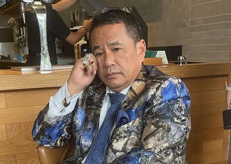 Hotman Paris Kuasa Hukum Teddy Minahasa