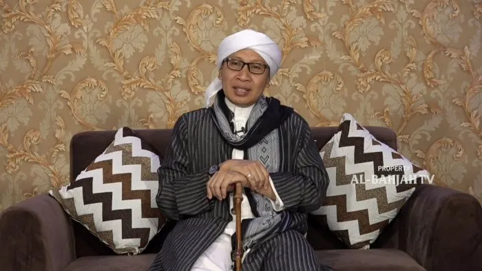 Buya Yahya  