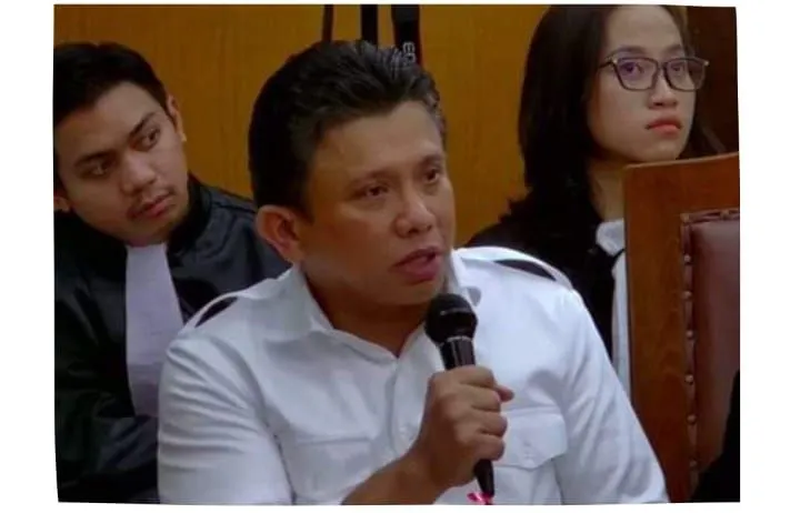 Ferdy Sambo Cabut Gugatan pada Presiden Jokowi dan Kapolri, Warganet Ramai Mencibir hingga Disebut Labil