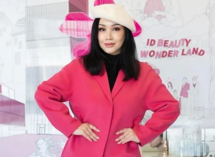 Tampil Lebih Muda dan Glowing, Ini Alasan Titi DJ Operasi Anti Aging di Korsel