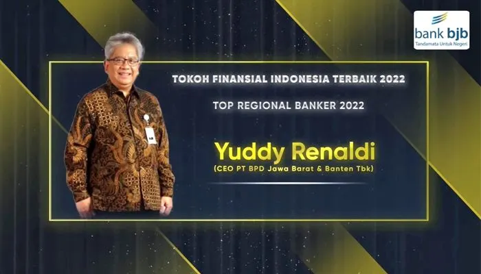 Dirut bank bjb Sabet Penghargaan Top Regional Banker 2022