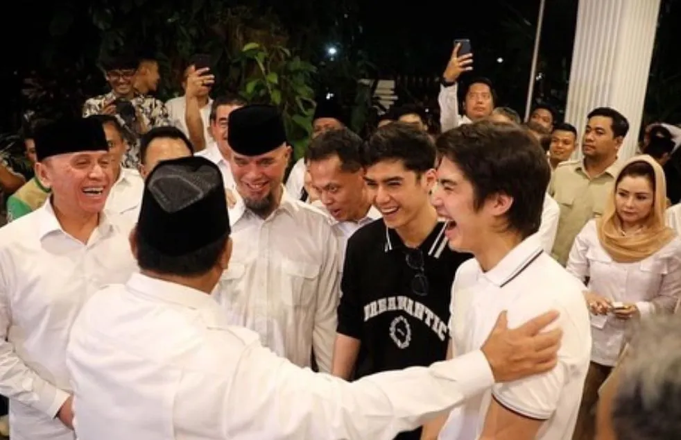 Al dan El Gabung Partai Politik
