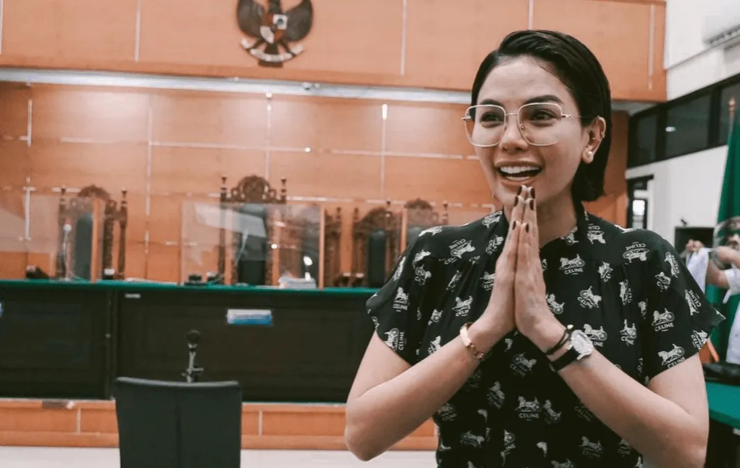 Pakar Hukum Kritik Sikap Nikita Mirzani yang Ngamuk di Persidangan, Sebut Hakim Bisa Menuntut!
