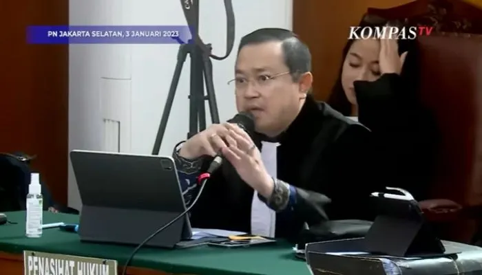 Pengacara Putri Candrawathi di Sidang Duplik: Benarkah Jaksa Tersesat Dalam Rimba Fakta?