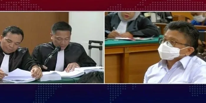 Ferdy Sambo menangis ingat perjalanan karir di Polri selama 28 tahun. Foto/YouTube.
