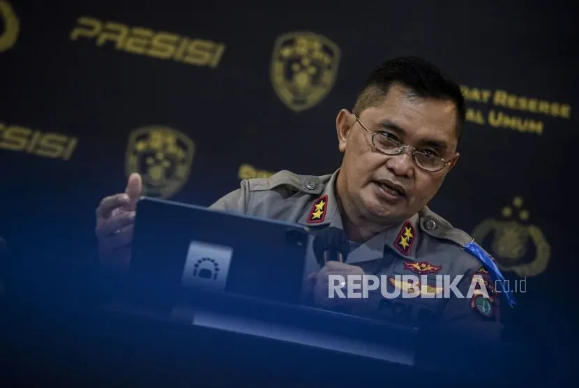 Polda Metro Jaya membentuk tim untuk mengusut kasus kecelakaan maut yang melibatkan seorang mahasiswa Universitas Indonesia (UI).
