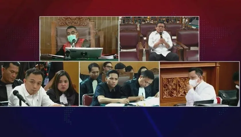 Tatapan Tajam dan Ekspresi Geram Bharada E Atas Keterangan Ferdy Sambo yang Bantah Janjikan Uang Rp 1 Miliar