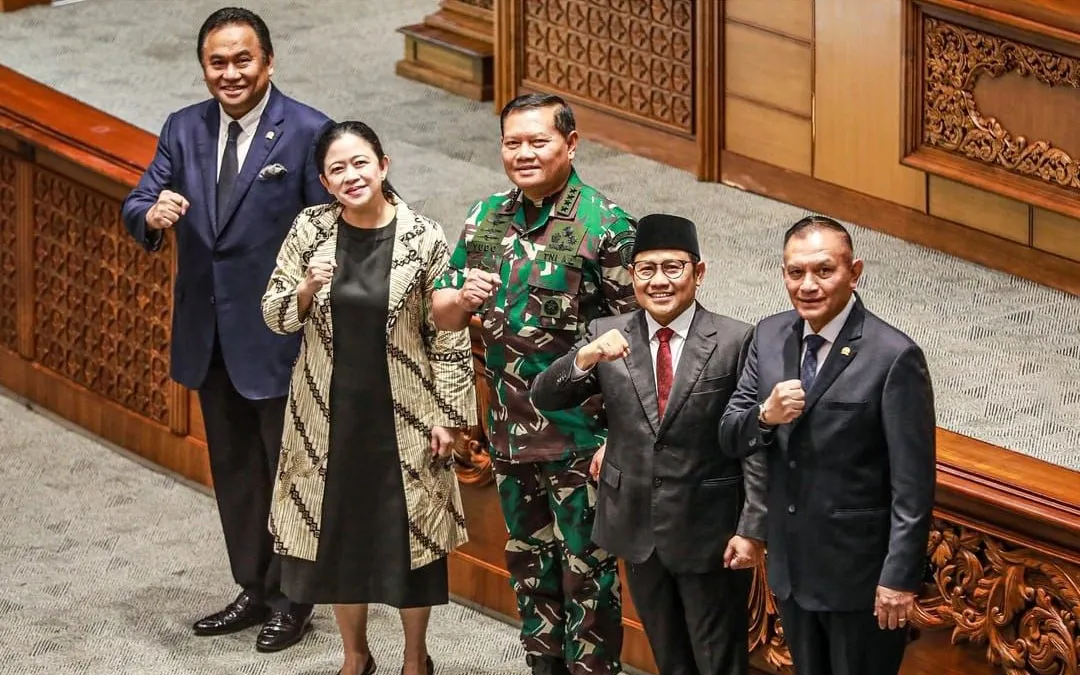 Menggantikan Jenderal Andika Perkasa, Presiden RI telah menunjuk Laksamana Yudo Margono sebagai Panglima TNI selanjutnya.