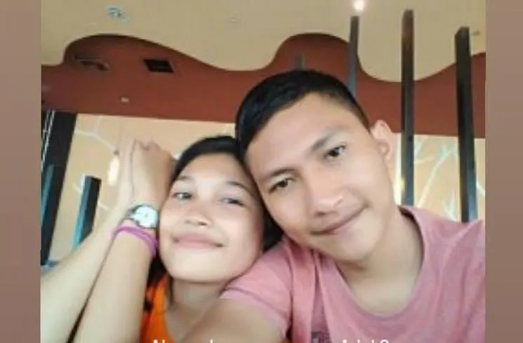 Vera Simanjuntak Dirangkul Adik Brigadir J, Ekspresinya Jadi Sorotan