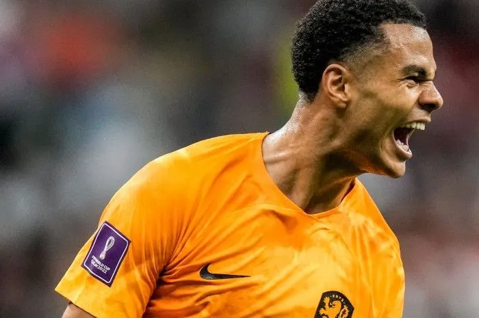 Manchester United (MU) membiarkan winger PSV dan Timnas Belanda, Cody Gakpo bergabung dengan Liverpool FC, sehingga Setan Merah sebenarnya tidak tertikung.