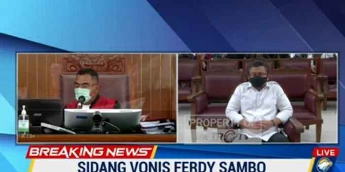 Hakim Wahyu Iman Santoso Terlihat Tidak Sehat Saat Sidang Pembacaan Vonis Terdakwa Ferdy Sambo.(Tangkap Layar YouTube Metro TV)