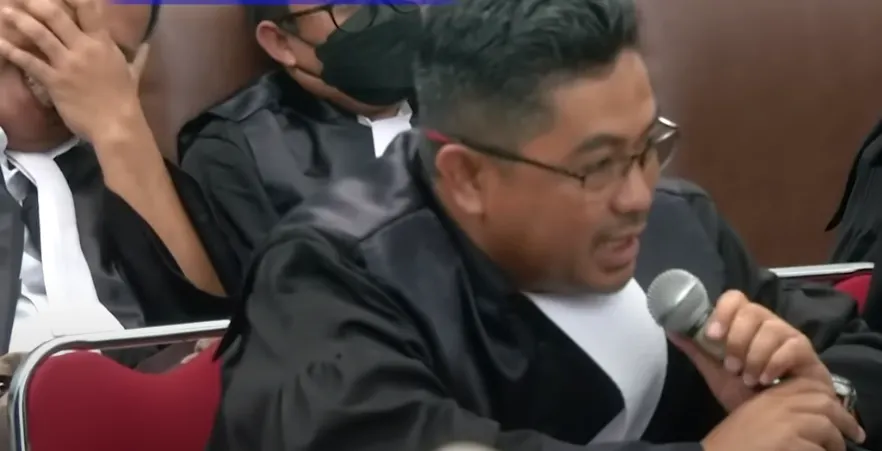 Pihak jaksa penuntut umum dibuat full senyum saat mendengar pertanyaan dari kuasa hukum Ferdy Sambo.
