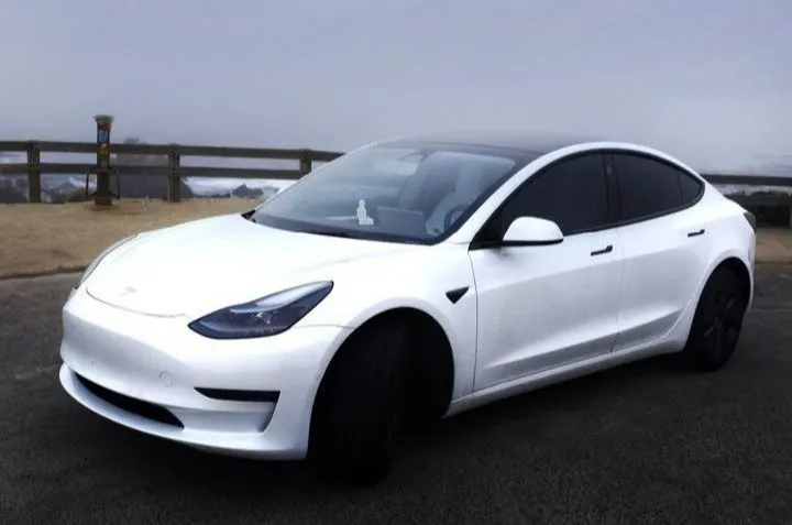 Tesla Model 3 Facelift