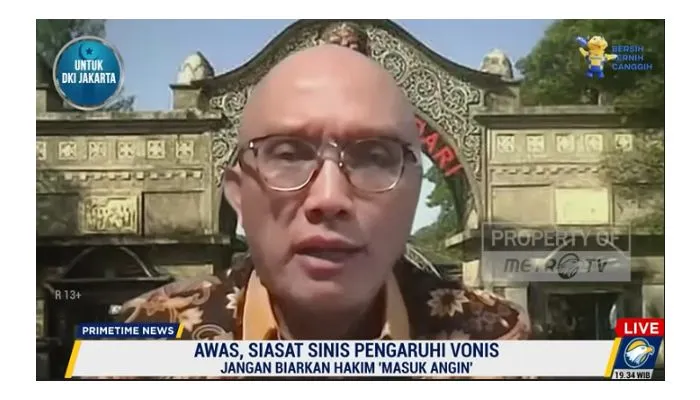 Makin Keras, Mantan Hakim Sebut Kubu Sambo Mainnya Transferan Bukan Transparan: Lawakan Kalahkan Barokokok