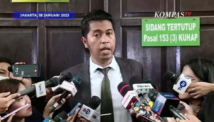 Kuasa Hukum Brigadir J Meradang, Tak Terima Putri Candrawathi Cuma Dituntut 8 Tahun: Bebaskan Saja Sudah!
