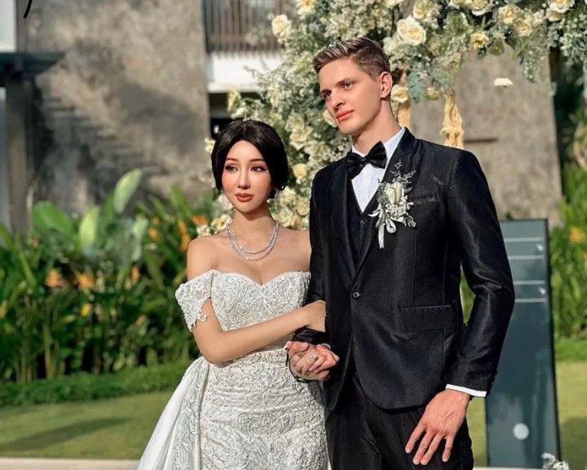 Menikah dengan Bule di Bali, Inilah 5 Pria yang Disebut Jadi Mantan Pacar Lucinta Luna, Nomor 3 Bikin Kaget (Instagram @lucintaluna_manjalita)