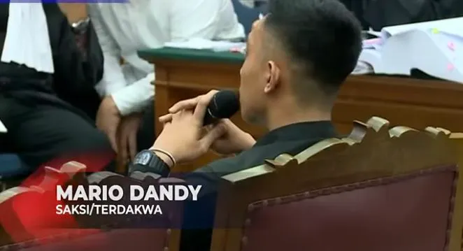 Mario Dandy mengungkapkan bahwa ia sempat berkomunikasi dengan ayahnya, Rafael Alun Trisambodo usai aniaya David.