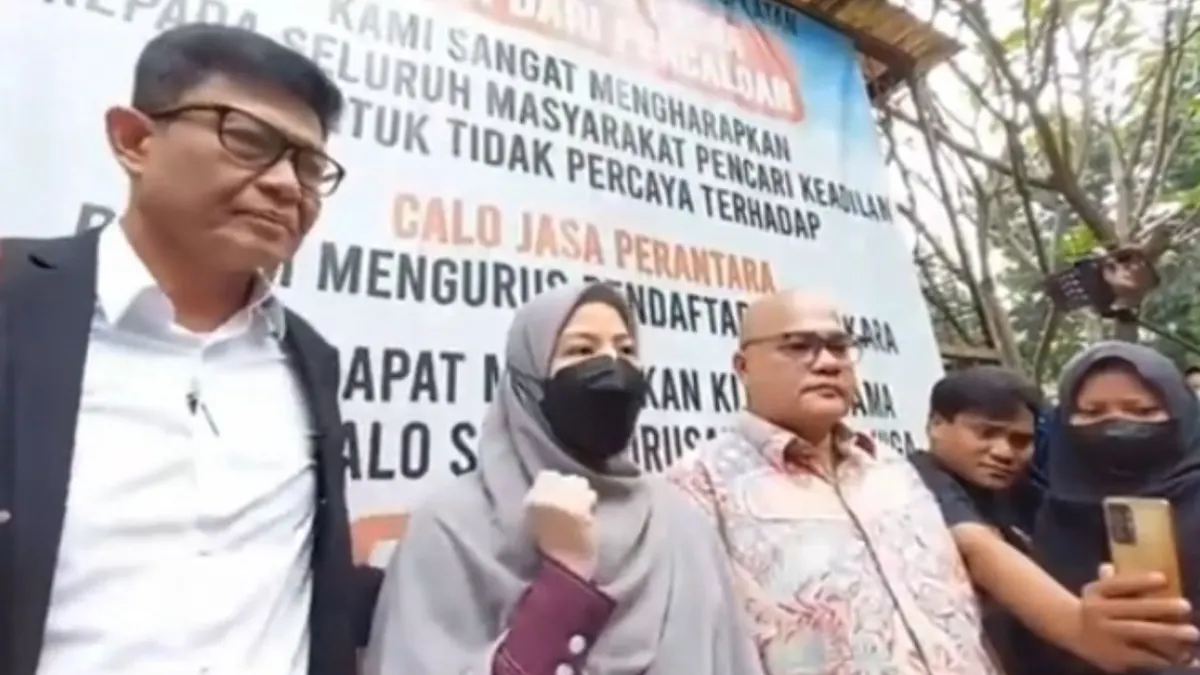 Natasha Rizky di Persidangan Perdana Perceraian 