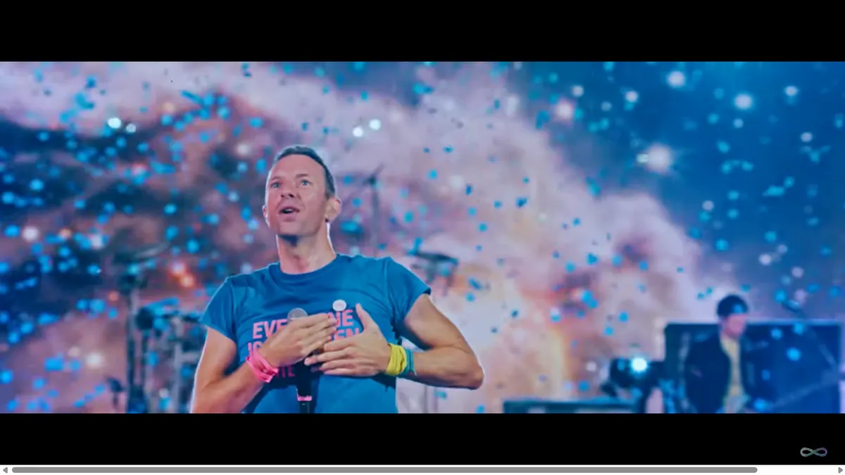 Beredar tata letak tempat duduk konser Coldplay di Stadion GBK beserta kategori dan harga tiketnya.