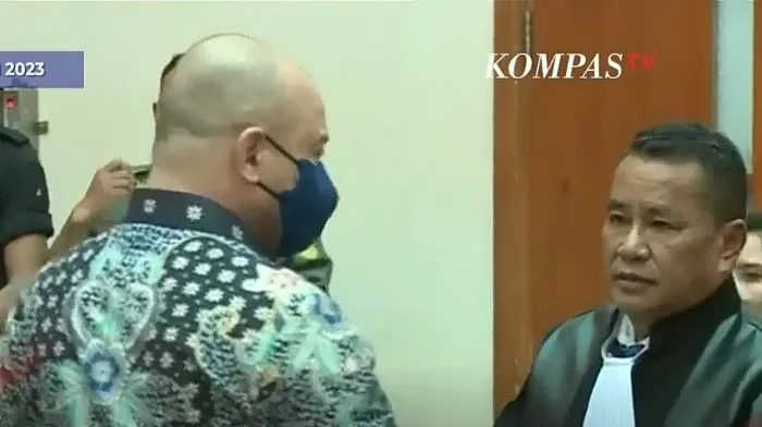 Teddy Minahasa Bersama Kuasa Hukumnya Hotman Paris