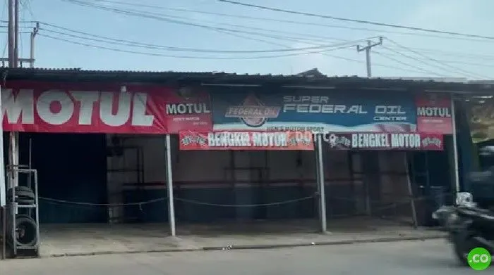 Viral Bengkel Hens Motor di Sentul, Bogor, Jawa Barat yang baru-baru ini menjadi pusat perhatian publik.