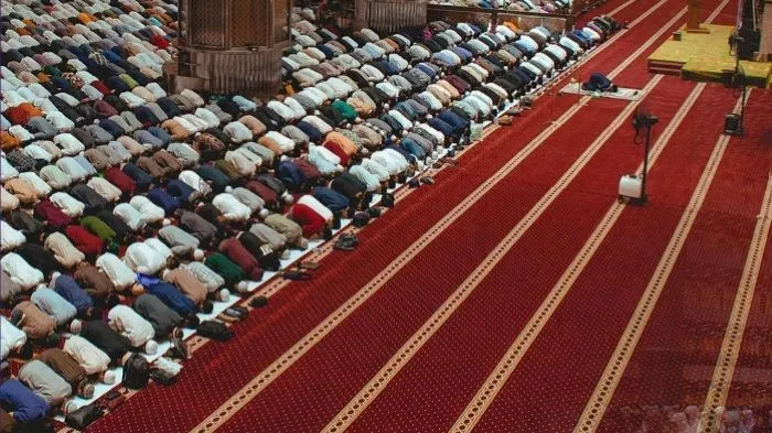 Informasi Lokasi Salat Idul Fitri Jakarta Barat untuk Lebaran 2023 Lengkap dengan Imam dan Khotibnya
