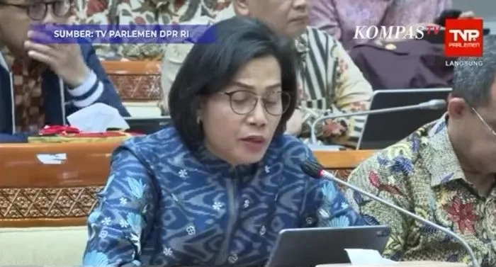 Menkeu,  Sri Mulyani di rapat DPR RI
