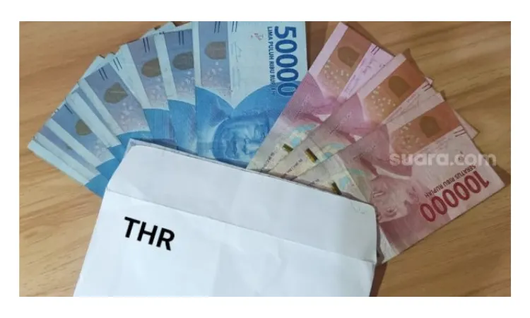 Tunjangan Hari Raya (THR) untuk para pegawai negeri sipil (PNS) sudah turun pada hari Selasa (04/04/2023).