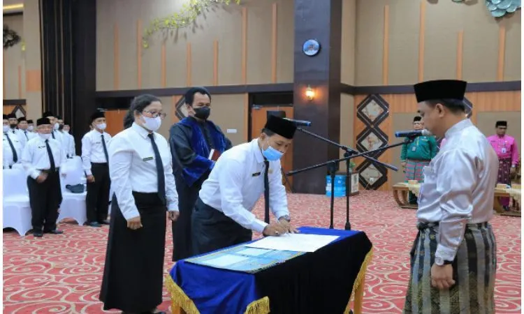 Informasi mengenai seleksi ASN Guru PPPK dibahas dalam artikel ini.