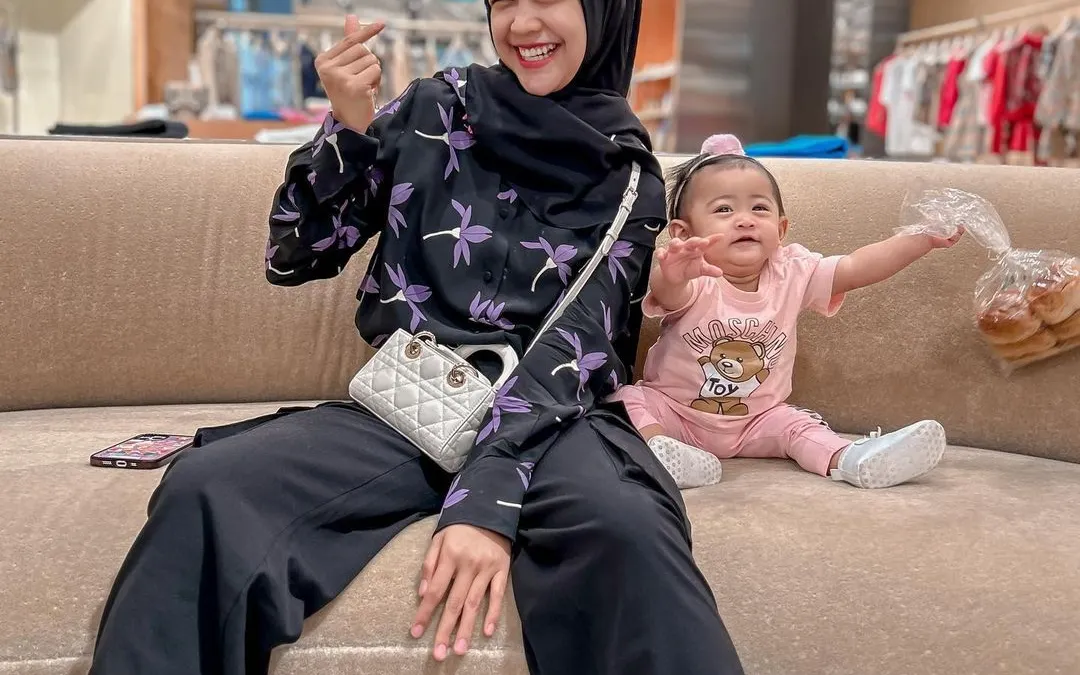 Ria Ricis dan Moana