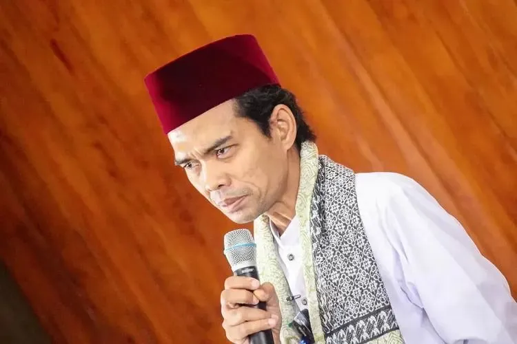 Ustaz Abdul Somad pernah jelaskan hukum sudah memasuki waktu imsak tetapi masih makan dan minum.