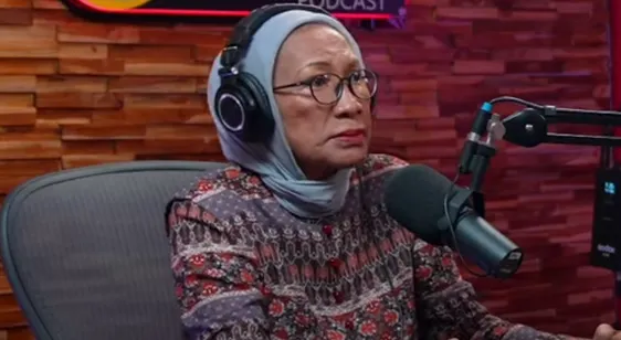 Ratna Sarumpaet